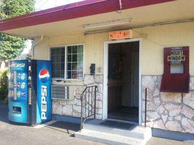 Aaron Motel Portland Exterior photo